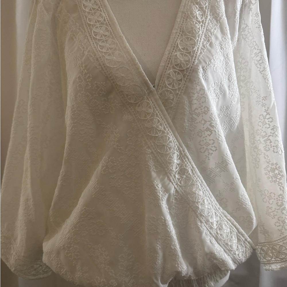 White House Black Market Cream Lace Blouse